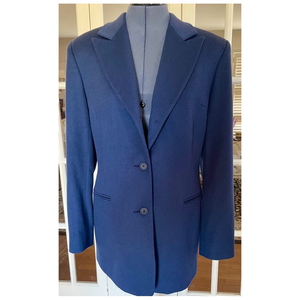 100% Cashmere, Austin Reed, navy blue  blazer jacket BEAUTIFUL. MADE in USA